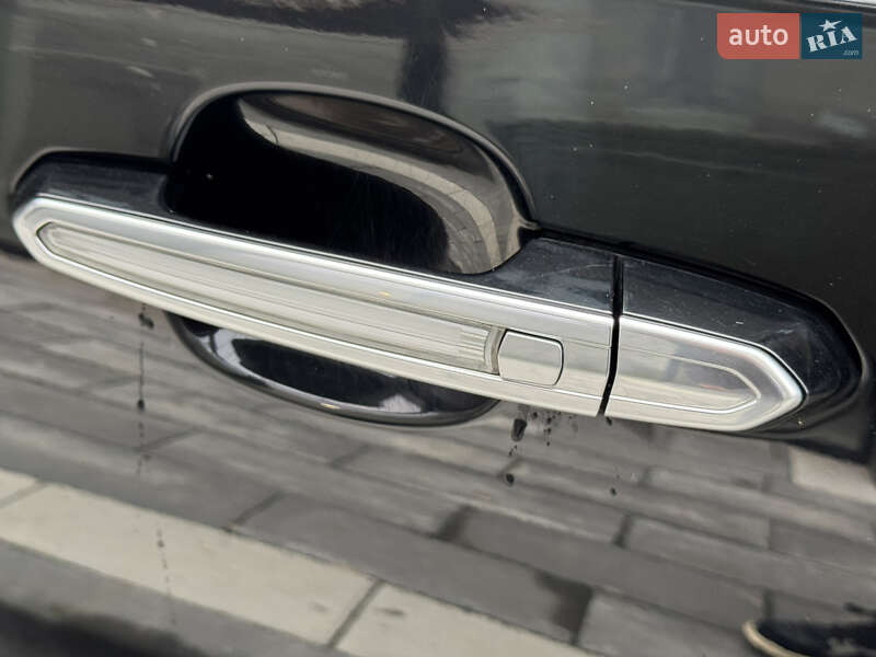 Седан Cadillac XTS 2018 в Ужгороді