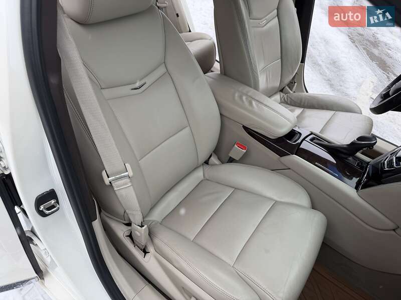 Седан Cadillac XTS 2012 в Києві