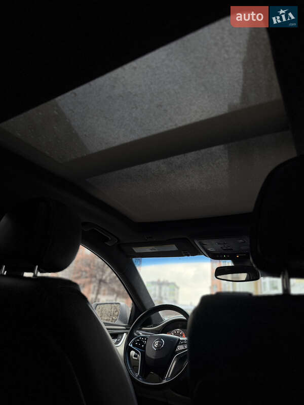 Седан Cadillac XTS 2012 в Івано-Франківську