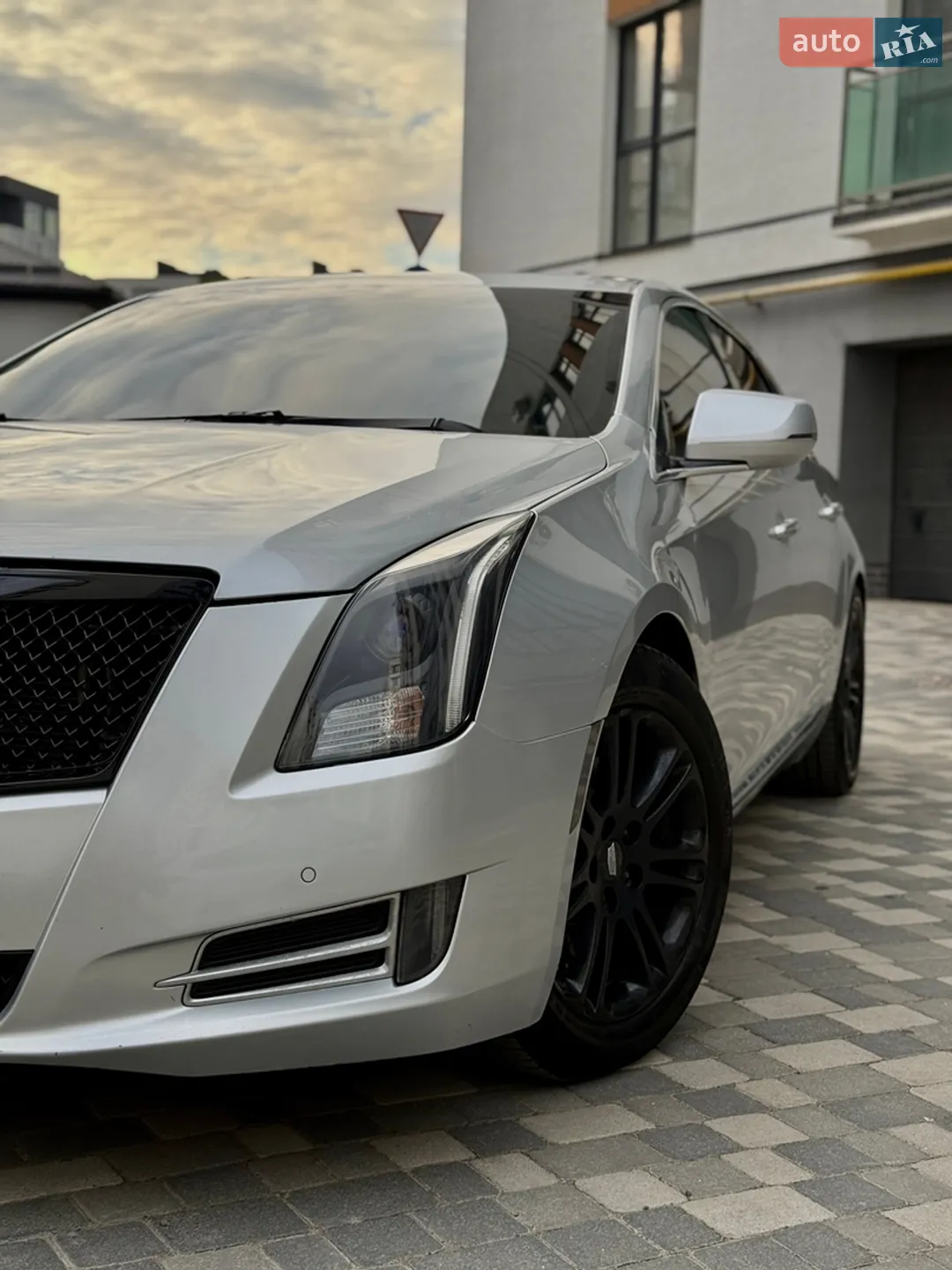 2012 Cadillac XTS - мініатюра 3
