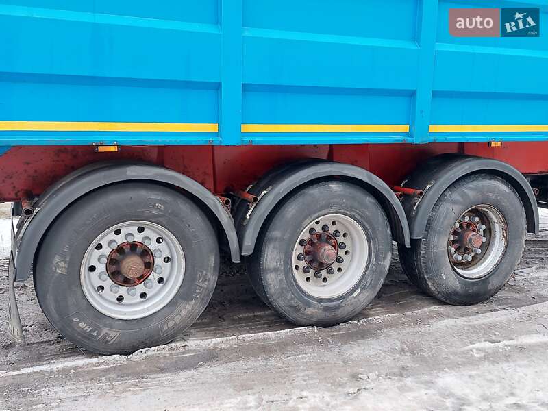 Зерновоз - напівпричіп Cardi 112600 1995 в Житомирі