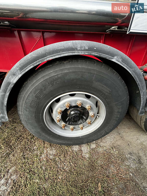 Цистерна напівпричіп Cardi 39S3 2005 в Павлограді