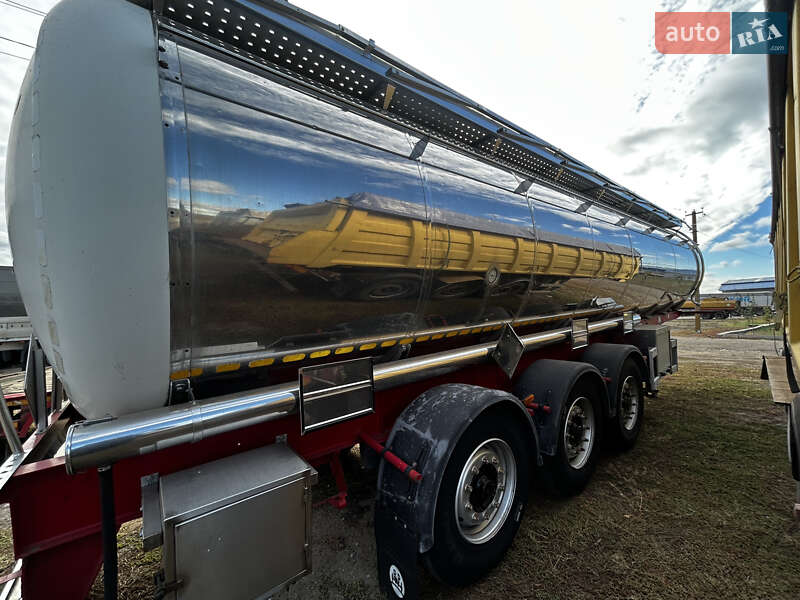 Цистерна напівпричіп Cardi 39S3 2005 в Павлограді