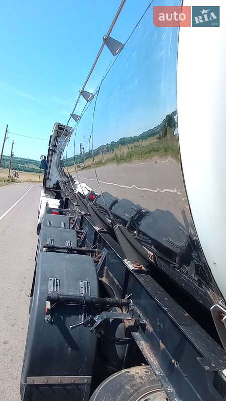 Цистерна полуприцеп Cardi Santi 1996 в Одессе