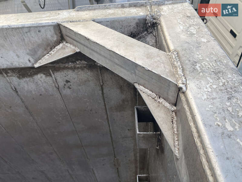 Зерновоз - напівпричіп Carnehl CAP 2000 в Тернополі