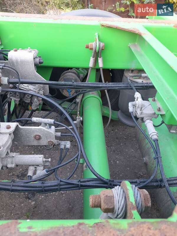 Контейнеровоз напівпричіп Carnehl CCS-GF 2009 в Одесі фото 2 Контейнеровоз напівпричіп Carnehl CCS-GF 2009 в Одесі