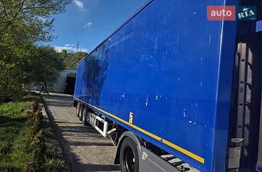 Самоскид напівпричіп Carnehl CCS-GF 2011 в Луцьку