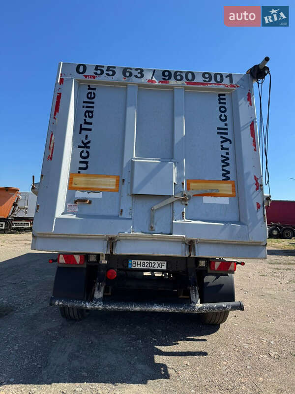 Зерновоз - полуприцеп Carnehl CHKS/AH 2015 в Звягеле