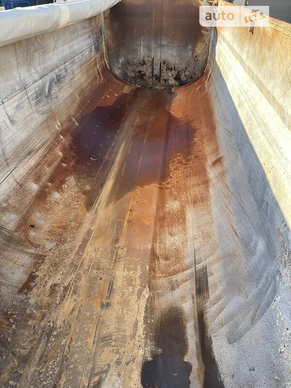 Самосвал полуприцеп Carnehl CHKS 2018 в Черновцах