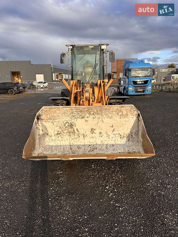 Фронтальні навантажувачі Case Construction 521D 2001 в Луцьку фото 2 Фронтальні навантажувачі Case Construction 521D 2001 в Луцьку