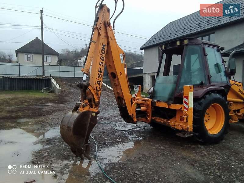Экскаватор погрузчик Case Construction 580ST 1989 в Сваляве