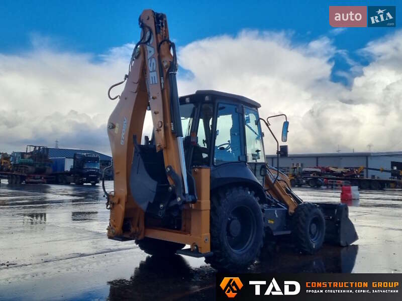Екскаватор навантажувач Case Construction 580ST 2025 в Києві