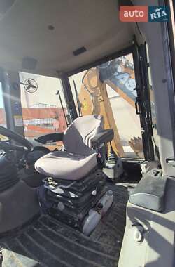 Экскаватор погрузчик Case Construction 580ST 2011 в 