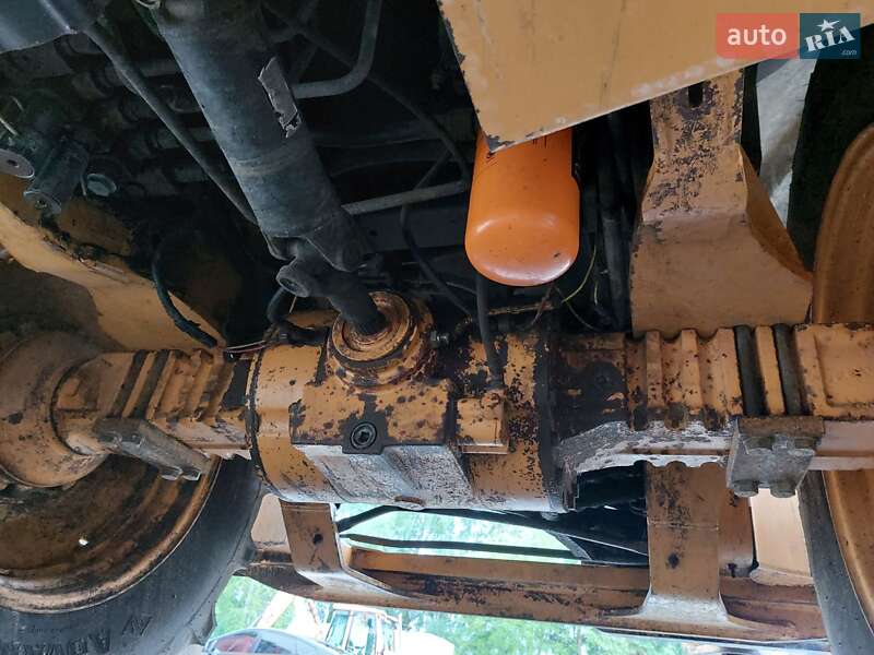 Экскаватор погрузчик Case Construction 590 SL 2001 в Тернополе фото 28 Экскаватор погрузчик Case Construction 590 SL 2001 в Тернополе