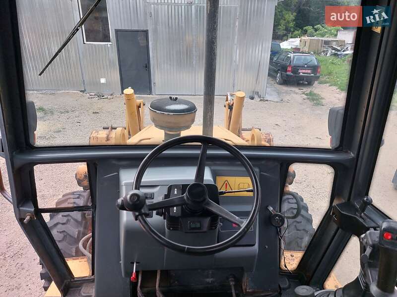 Экскаватор погрузчик Case Construction 590 SL 2001 в Тернополе фото 41 Экскаватор погрузчик Case Construction 590 SL 2001 в Тернополе