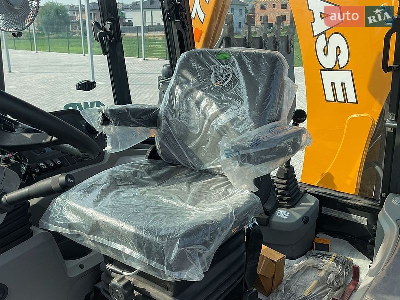 Экскаватор погрузчик Case Construction 770 EX 2025 в Киеве фото 14 Экскаватор погрузчик Case Construction 770 EX 2025 в Киеве