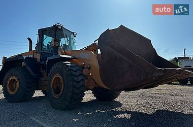 Фронтальный погрузчик Case Construction 821E 2004 в Белой Церкви