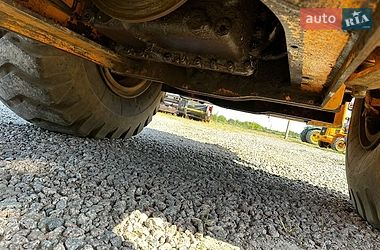 Фронтальный погрузчик Case Construction 821E 2004 в Белой Церкви