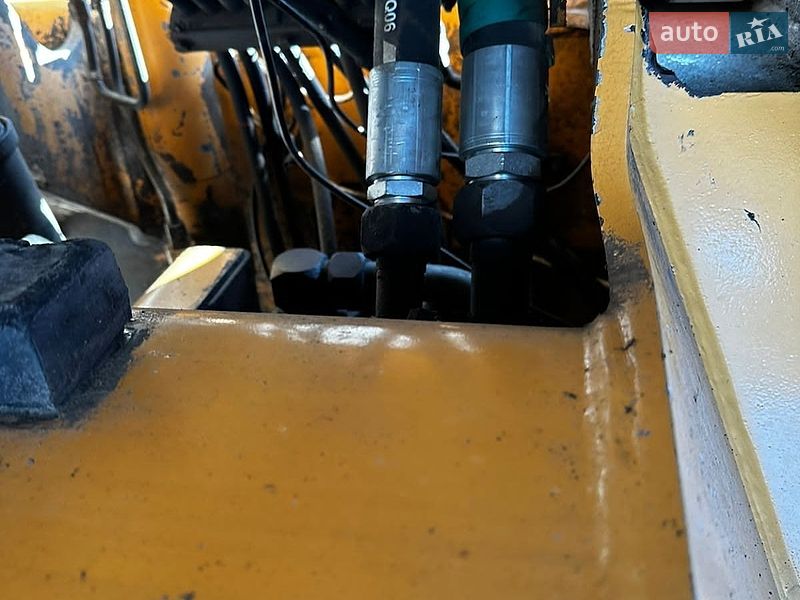 Фронтальный погрузчик Case Construction 821E 2004 в Белой Церкви