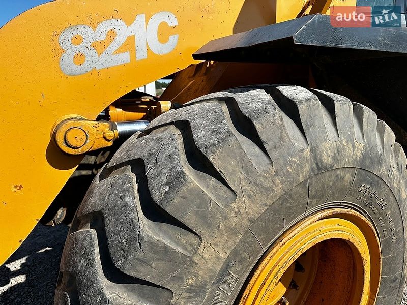 Фронтальный погрузчик Case Construction 821E 2004 в Белой Церкви