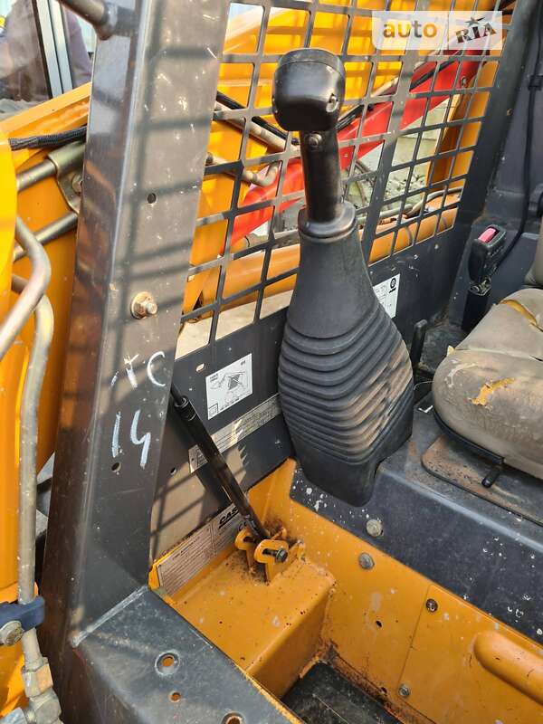 Минипогрузчик Case IH 410 2007 в Черновцах