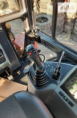 Экскаватор погрузчик Case IH 595 SLE 2001 в 