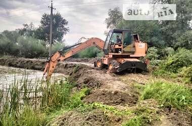 Экскаватор погрузчик Case IH 688 1994 в 