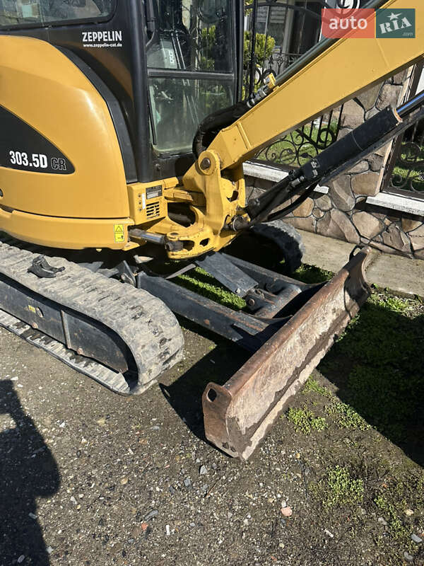 Гусеничный экскаватор Caterpillar 303.5 2012 в Тячеве