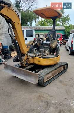 Миниэкскаватор Caterpillar 303 2001 в 