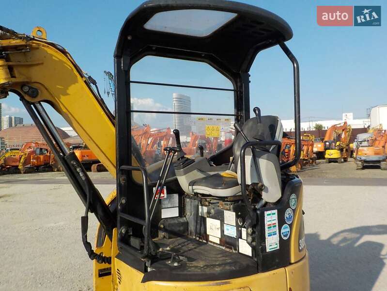 Гусеничный экскаватор Caterpillar 303 2009 в Одессе