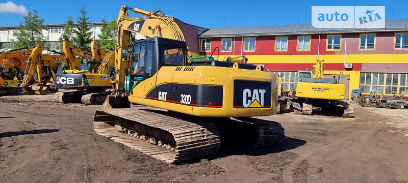 Гусеничний екскаватор Caterpillar 320 2009 в Одесі