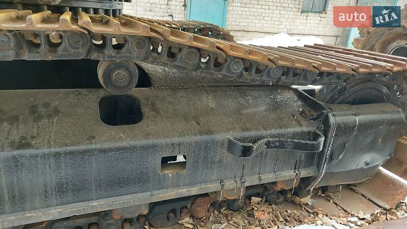 Гусеничний екскаватор Caterpillar 320 2007 в Дніпрі