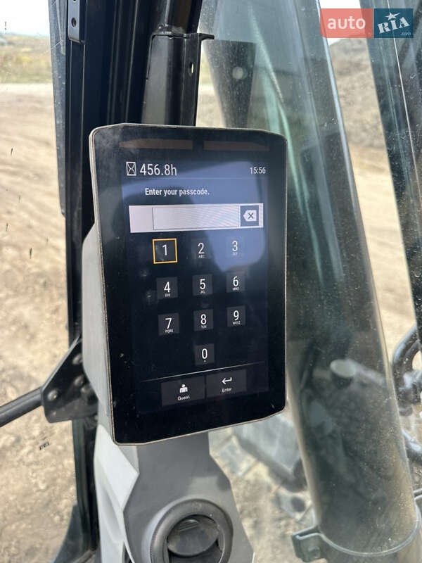 Гусеничний екскаватор Caterpillar 320 2018 в Тернополі