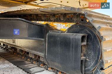 Гусеничный экскаватор Caterpillar 320 2019 в Ровно
