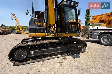 Гусеничный экскаватор Caterpillar 320 2019 в Ровно