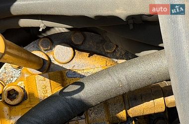 Гусеничный экскаватор Caterpillar 320 2019 в Ровно