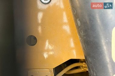 Гусеничный экскаватор Caterpillar 320 2016 в Ровно