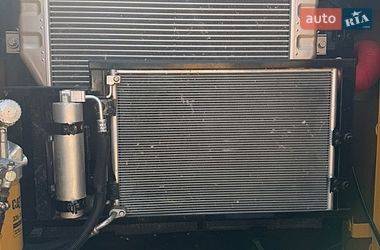 Гусеничный экскаватор Caterpillar 320 2016 в Ровно