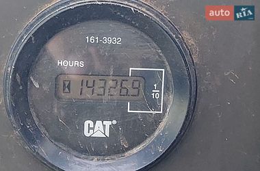 Гусеничный экскаватор Caterpillar 320 2008 в Николаеве
