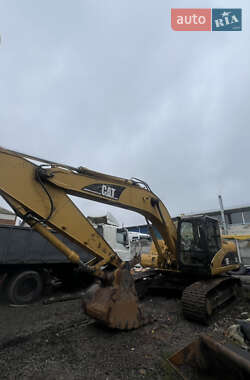 Гусеничний екскаватор Caterpillar 322 2006 в Вінниці
