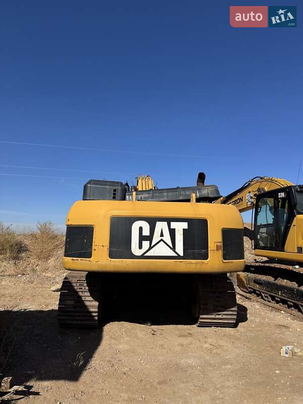 Гусеничный экскаватор Caterpillar 330 2008 в 