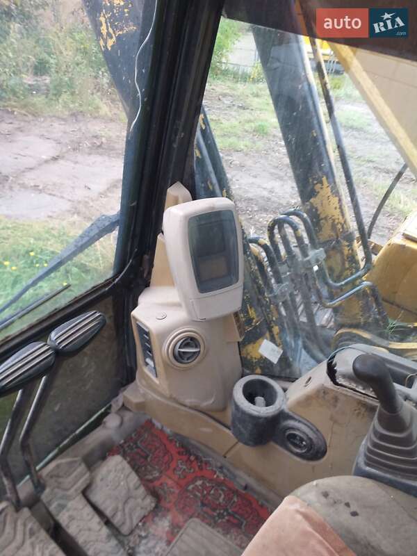 Гусеничный экскаватор Caterpillar 330 2008 в Баре