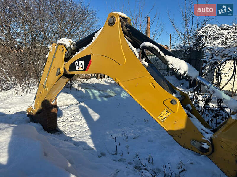 Екскаватор навантажувач Caterpillar 428 2014 в Києві