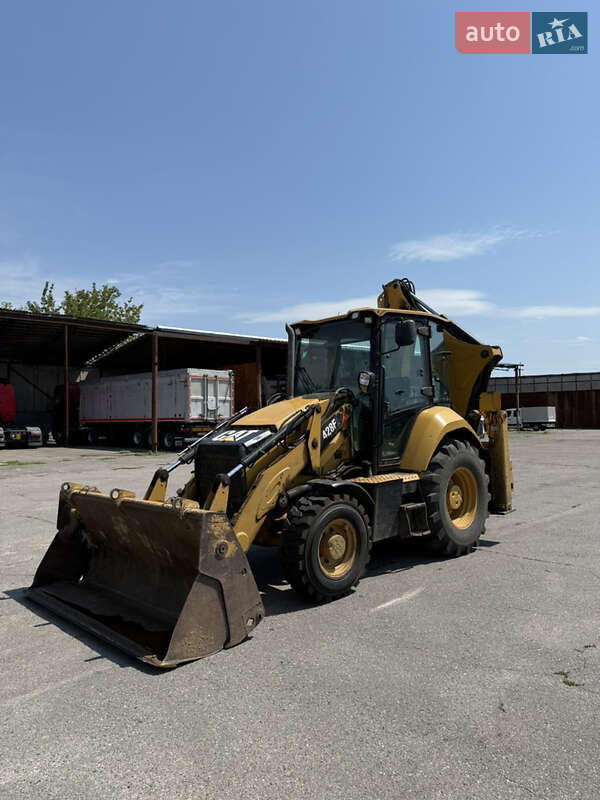 Экскаватор погрузчик Caterpillar 428F2 2015 в 
