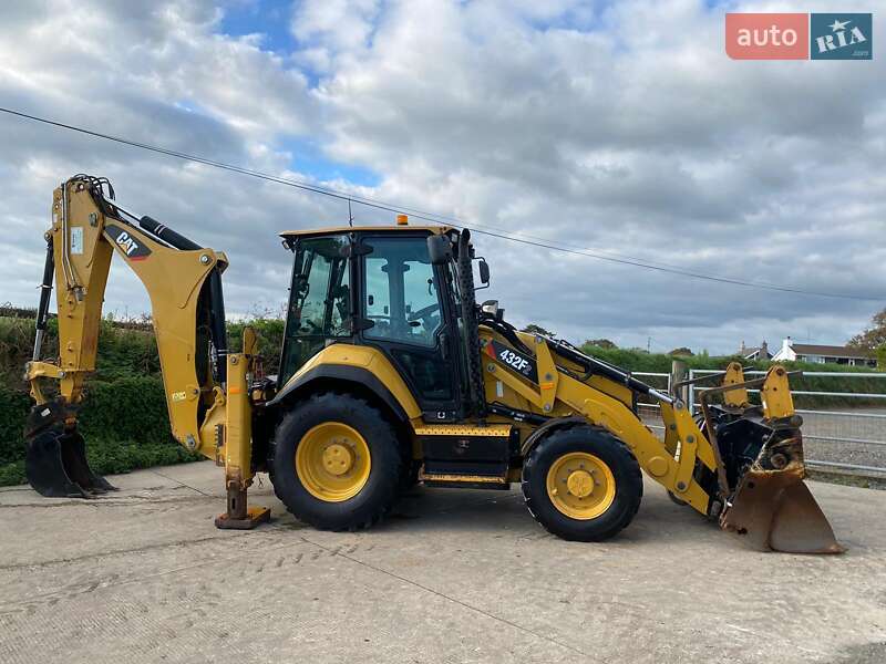 Экскаватор погрузчик Caterpillar 432 2017 в Киеве