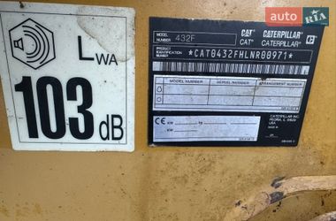 Экскаватор погрузчик Caterpillar 432 2014 в Черновцах
