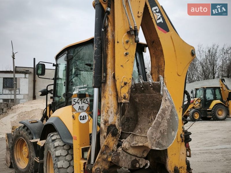 Екскаватор навантажувач Caterpillar 444 2020 в Дніпрі