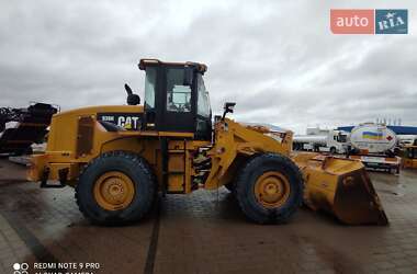 Фронтальні навантажувачі Caterpillar 938 2011 в Глевасі