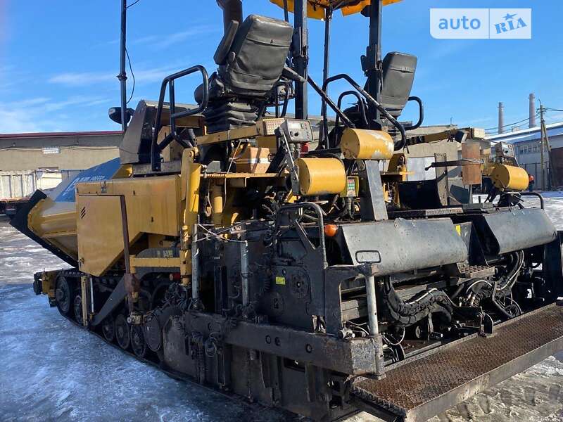 Асфальтоукладчик Caterpillar AP 2009 в Тернополе