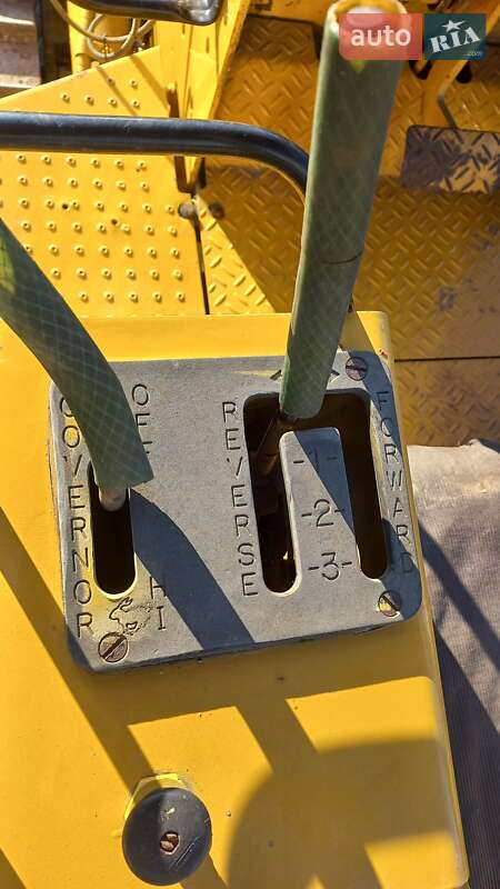 Бульдозер Caterpillar D4 2001 в Одессе фото 10 Бульдозер Caterpillar D4 2001 в Одессе